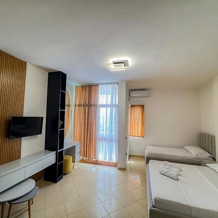 Eden Hotel Shëngjin Zewnętrze zdjęcie