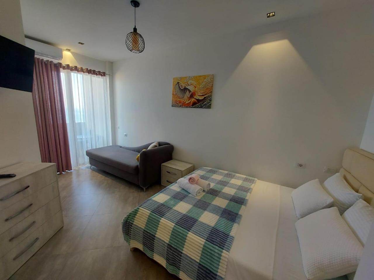 Eden Hotel Shëngjin Zewnętrze zdjęcie