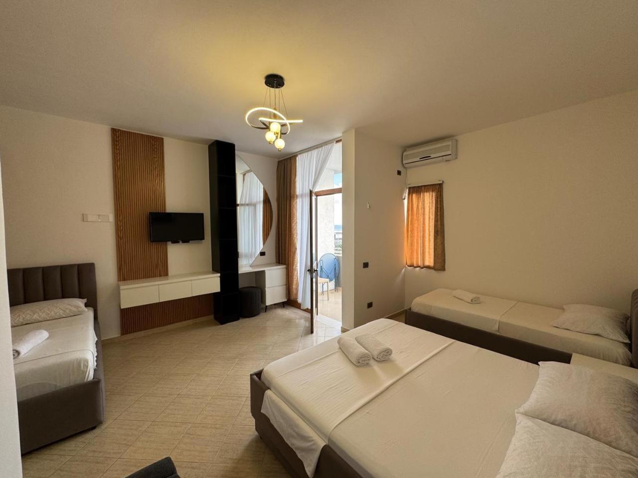 Eden Hotel Shëngjin Zewnętrze zdjęcie