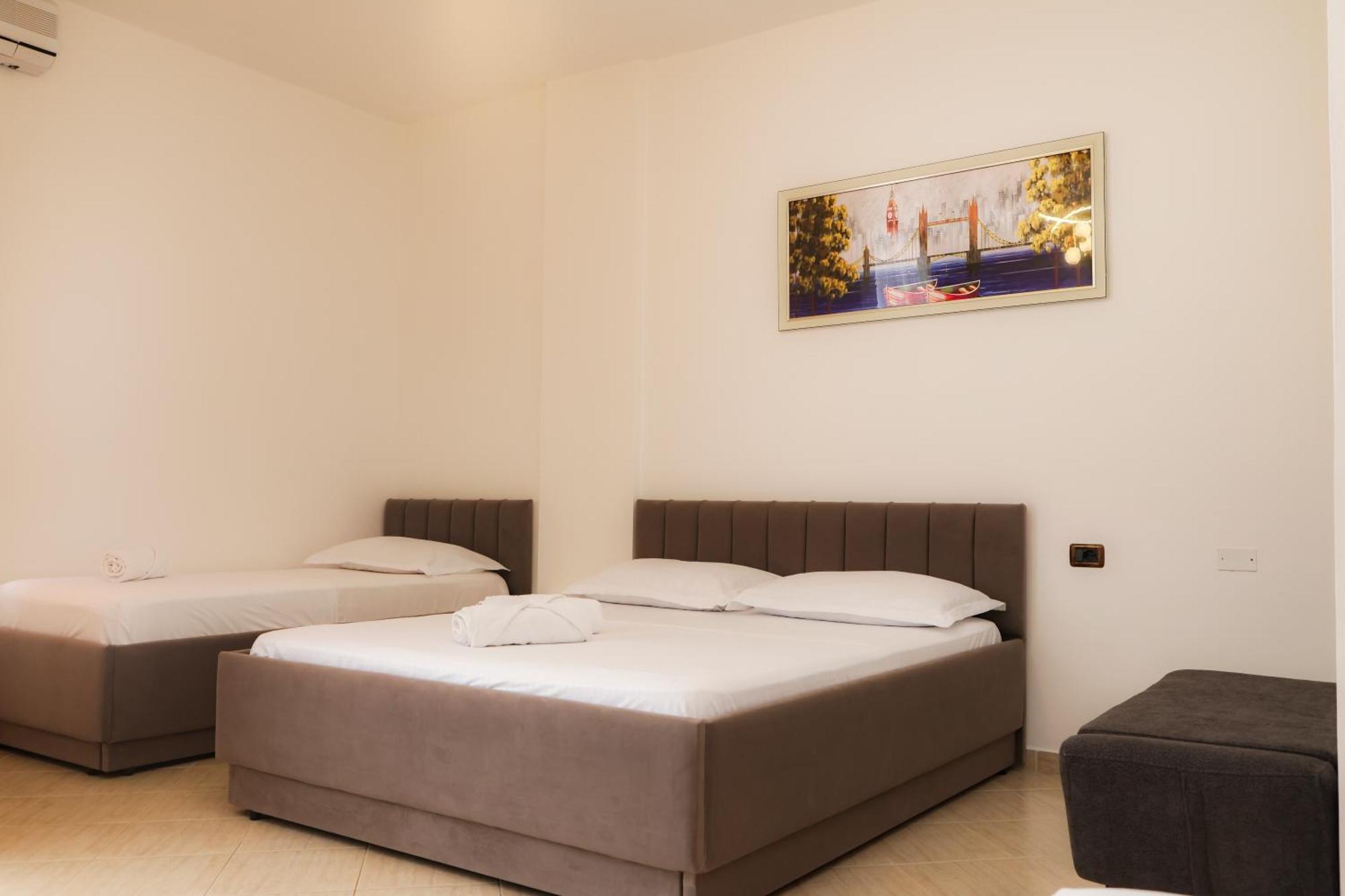 Eden Hotel Shëngjin Zewnętrze zdjęcie