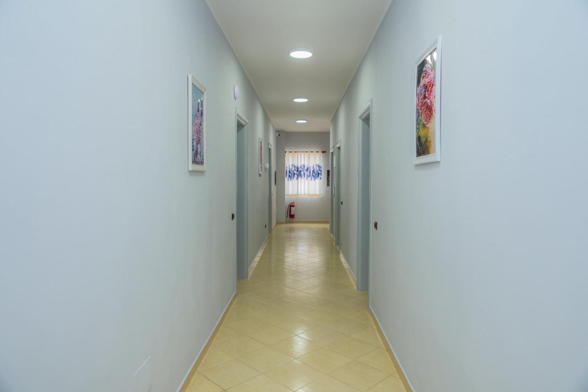Eden Hotel Shëngjin Zewnętrze zdjęcie