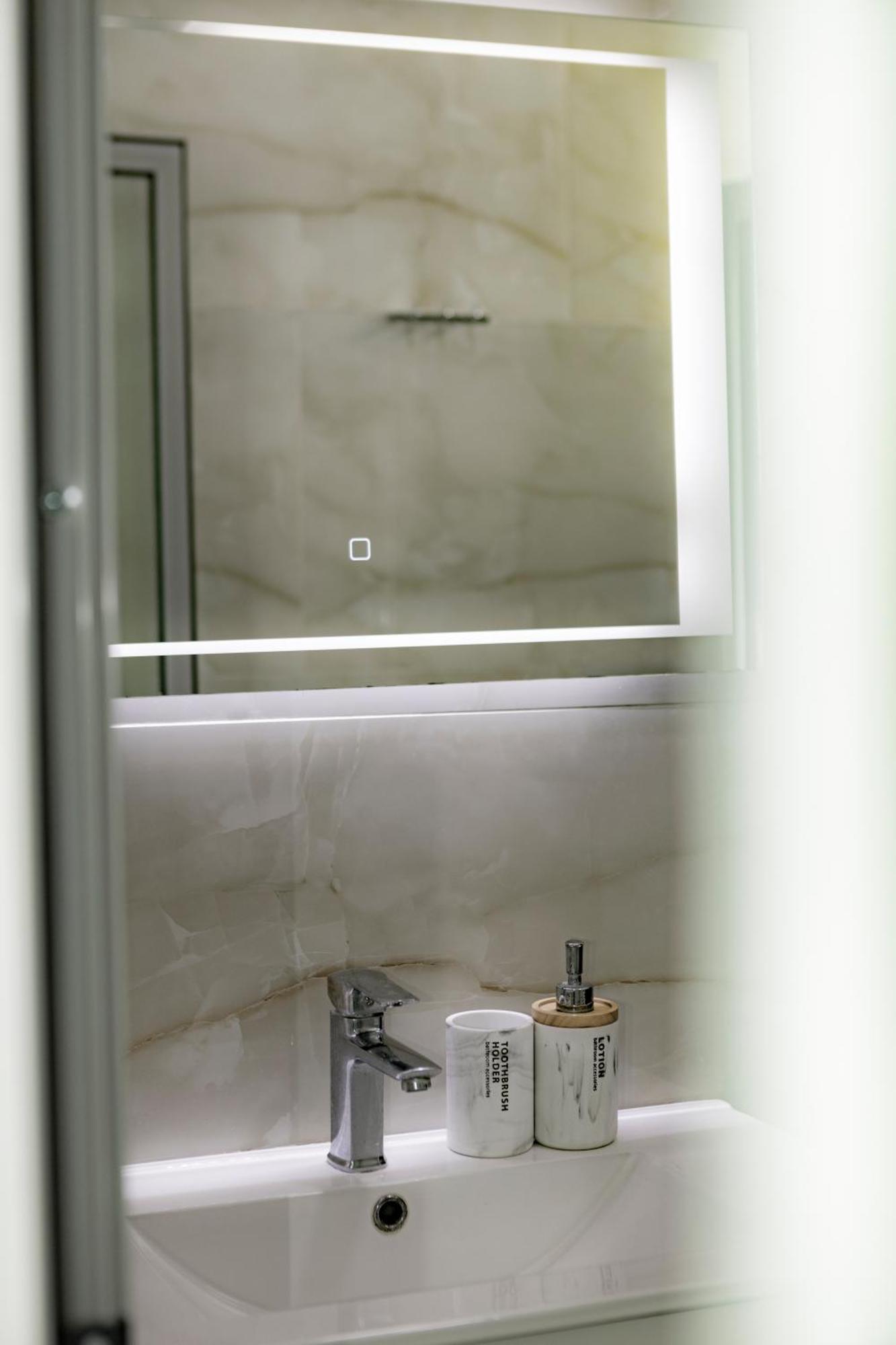 Eden Hotel Shëngjin Zewnętrze zdjęcie
